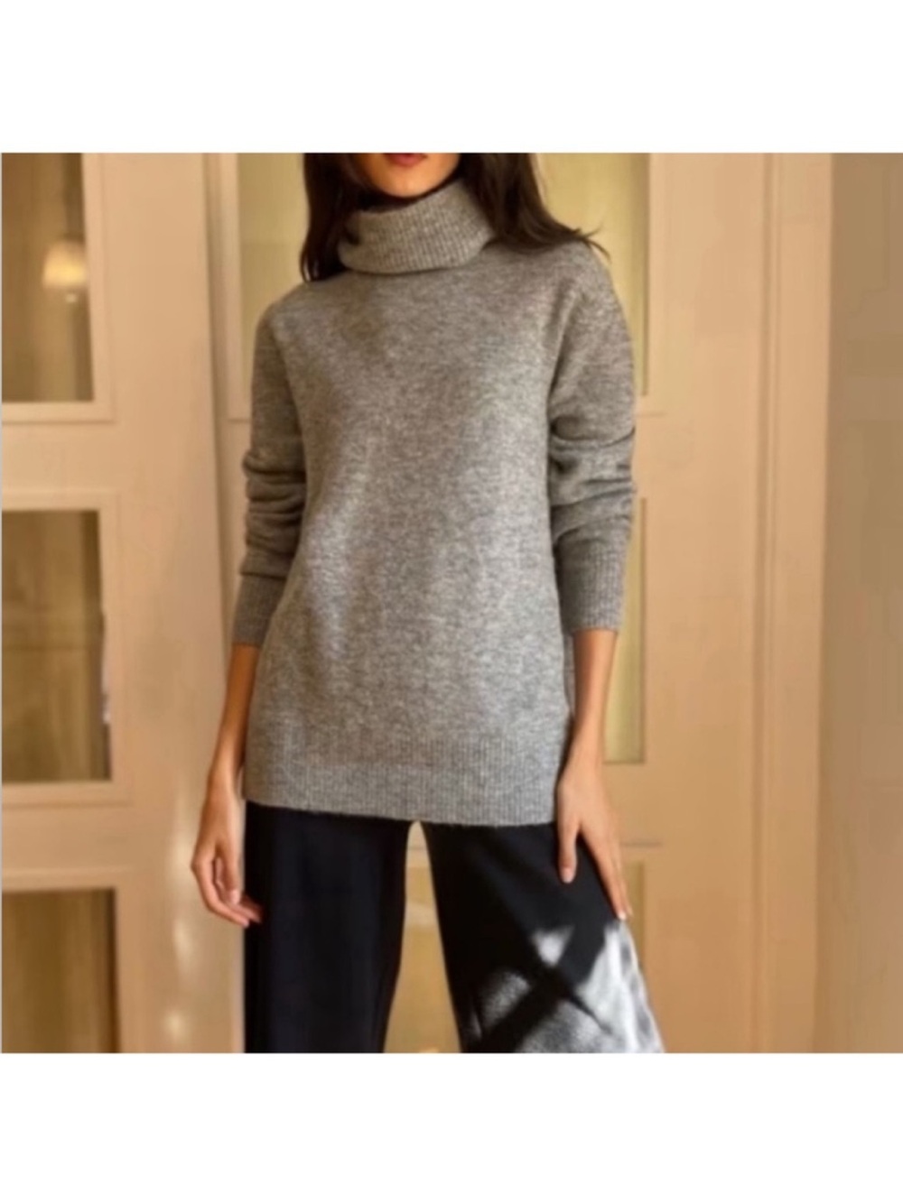 Aritzia Group by Babaton Plutarch Turtleneck Sweater Size XS Grey